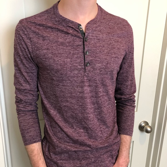 Banana Republic Heather Burgundy Henley